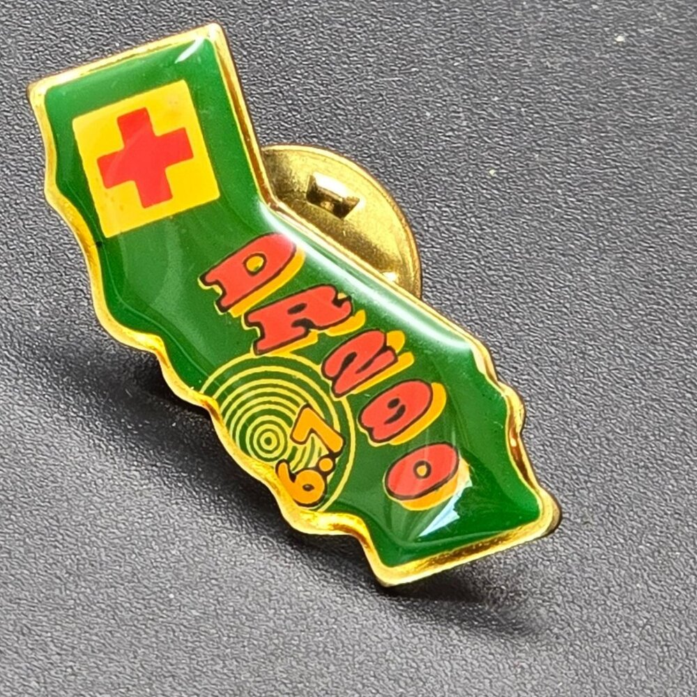 California State-Shaped Red Cross Enamel Pin Retro Design Union Made JJ4205